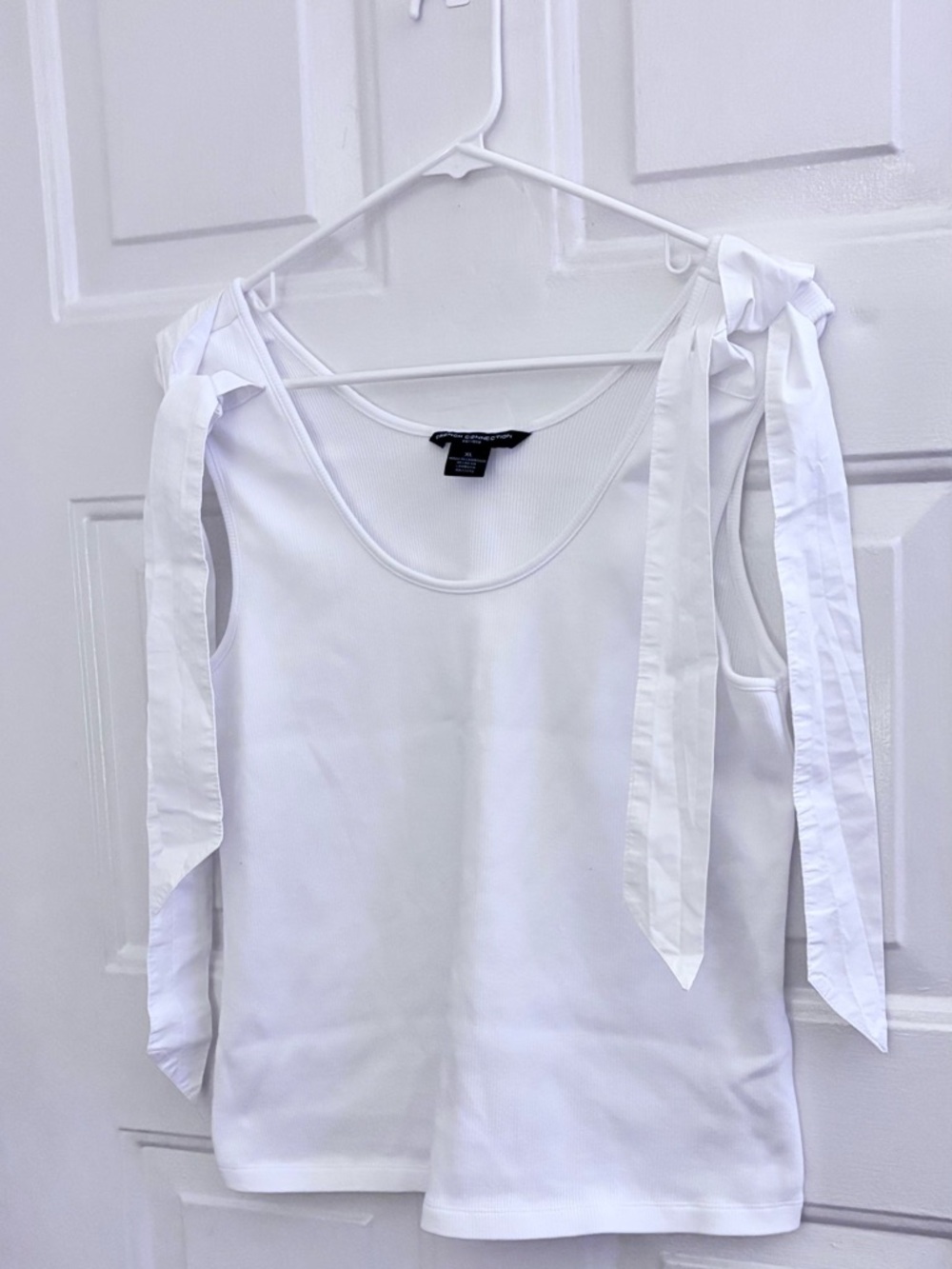 French Connection White Tie-Shoulder Tank Top PRICE FIRM!